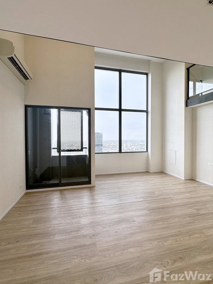 รูป Duplex 2BR with River View | 300m to BTS On Nut 6681955 - รูปที่ 7/15