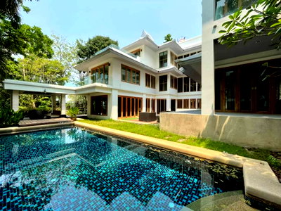 บ้านเดี่ยว หนองปรือ ชลบุรี : ขายบ้านติดทะเล พัทยา นาเกลือ ชลบุรี บ้านติดหาดส่วนตัว 364 ตร.ว อยู่หาดวงวงศ์อมาตย์ ทำเลดีมาก ส่วนตัว Pattaya 0879074045