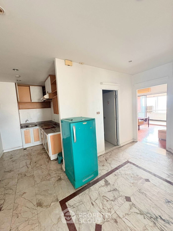 รูป คอนโด 2 ห้องนอน 170 ตร.ม. Country Complex Bangna ใกล้ BTS บางนา (ID 3198575) - รูปที่ 6/18