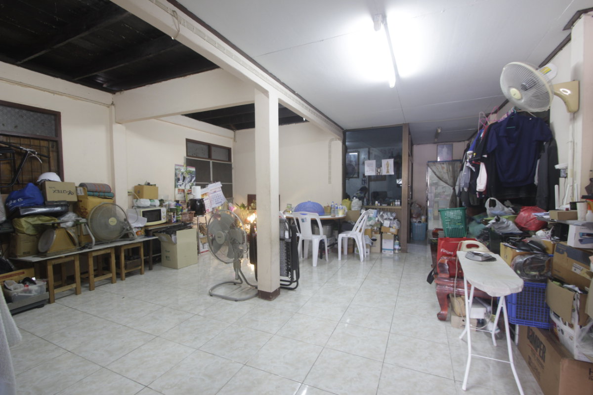 รูป บ้านเดี่ยว2ชั้น 30ตารางวา พุทธมณฑลสาย3 ซ.2 ถ.ทวีวัฒนา ริมถนนเมน หลังบิ๊กซีเพชรเกษม-สาย3 บ้านนอกโครงการอิสระไม่มีค่าส่วนกลาง เดินทางสะดวก ใกล้ถนนใหญ่ - รูปที่ 10/23