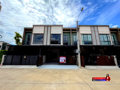 Townhouses for sale : ERVE Ramkhamhaeng–Wongwaen (Soi MissTeen) Priced Below the Developer’s Price Built-in Furnishings & Extended Kitchen 3 Bedrooms, 3 Bathrooms