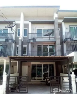 ทาวน์เฮ้าส์ให้เช่า 3 ห้องนอน ในโครงการ ทาวน์ อเวนิว พระราม 9 1024274