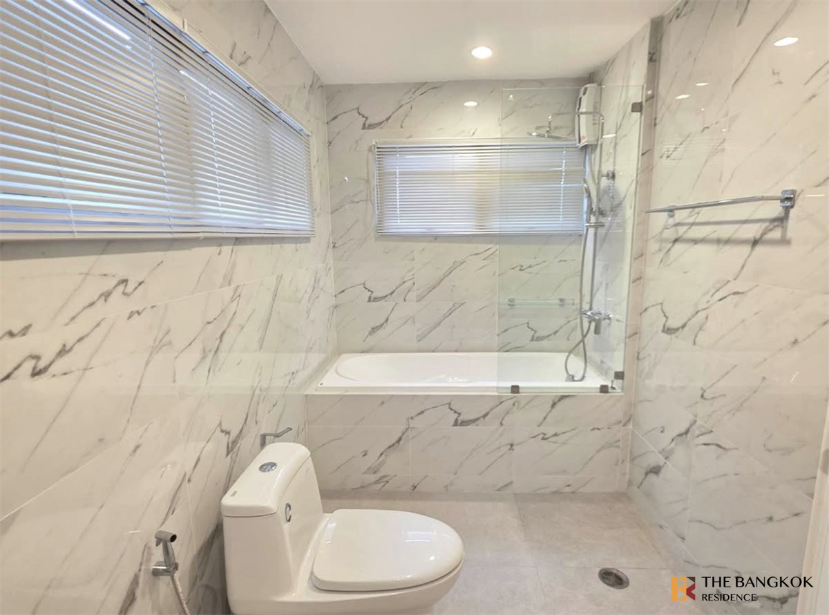 picture The Waterford Thonglor 11 - 8/10