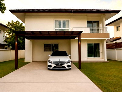 Houses for rent The Paseo Park Kanchanaphisek : 2-story detached house for rent, 111 sq m, on Phutthamonthon Sai 2 Road. .Near Sarasas Thonburi School