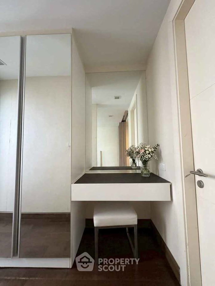 รูป คอนโด 1 ห้องนอน 39 ตร.ม. Liv @ 5 ใกล้ BTS นานา (ID 3203728) - รูปที่ 4/8