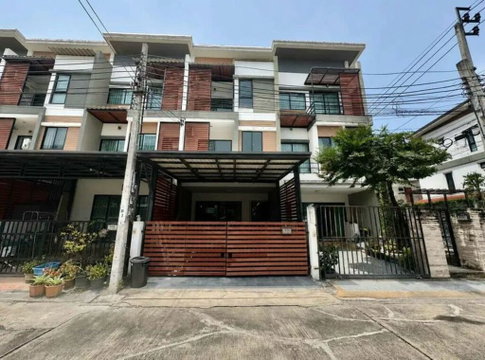 For Sales The Idol 2 Petchkasem 68 3-story townhome Unit 8/50 (Near Bang Khae BTS station)