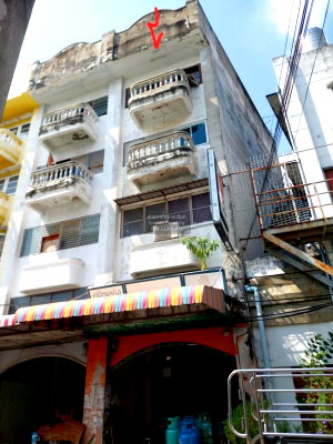 Shophouses for sale Bangkok : For Sale Commercial Building , Srithai Condo Town , Rat Burana , Rat Burana , Bangkok , CX-127097 ✅ Live chat with us ADD LINE @connexproperty ✅