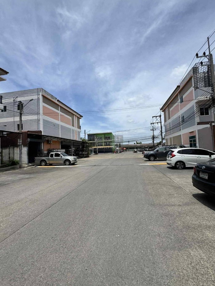 รูป ขายอาคารพาณิชย์  ไอลีฟ ทาวน์ ลำลูกกา – คลอง 3 รีโนเวทใหม่ ลาดสวาย ลำลูกกา ปทุมธานี CX-129226 ✅ ทักไลน์ @connexproperty ตอบทันที ทีมงานมืออาชีพ ✅ - รูปที่ 8/9