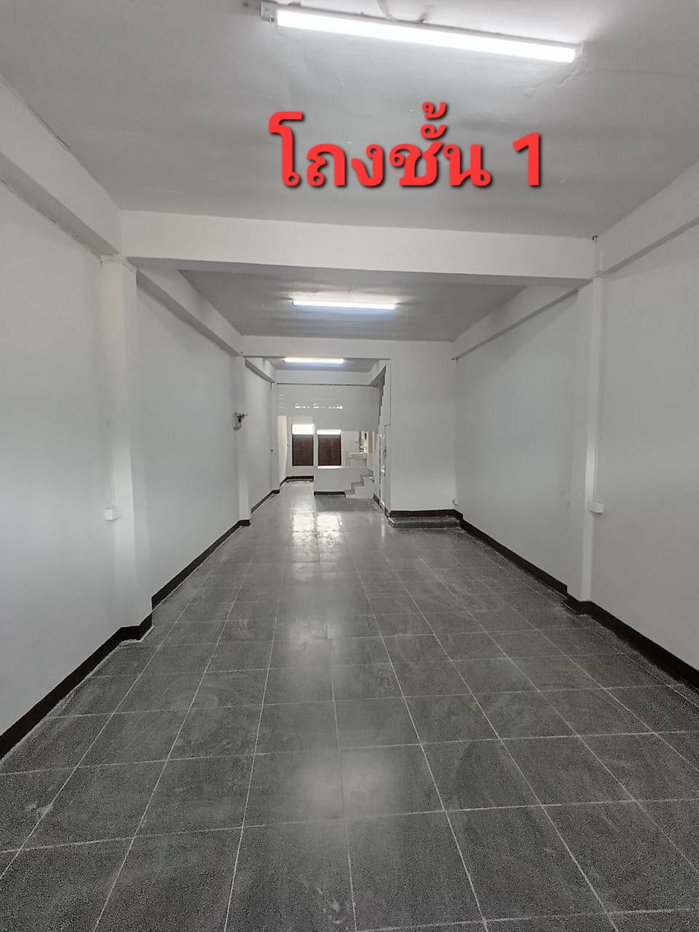 รูป ขายอาคารพาณิชย์ 3 ชั้น ทำเลค้าขายดีติดโรงเรียน - รูปที่ 3/9