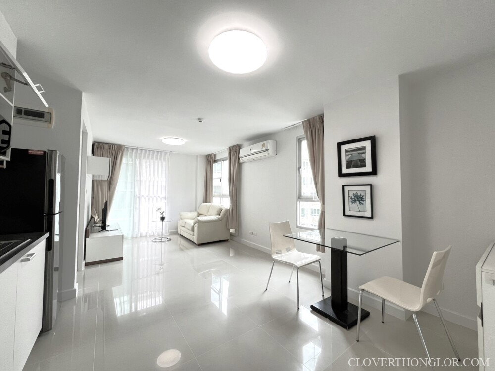 The clover thonglor ☎️big corner 1 bed 47 sqm ‼️best price 22K/month‼️ NOW AVAILABLE 🔆✅