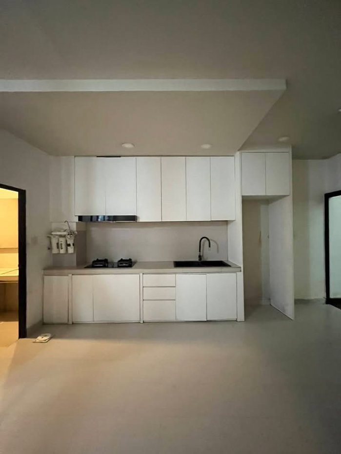 รูป 🏡 ทาวน์เฮ้าส์ให้เช่า ลาดพร้าว 41 2 ห้องนอน 2 ห้องน้ำ บ้านเปล่า พร้อมเข้าอยู่ พื้นที่ใช้สอยส่วนตัวประมาณ 180 ตร.ม. 🐶 - รูปที่ 3/10