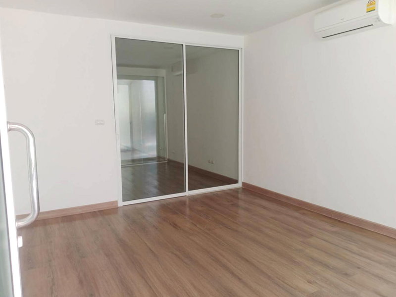 ขายคอนโด : 🔥 ขาย คอนโด ชาโตว์ อินทาวน์ พระราม 8 (Chateau In Town Rama 8) | ใกล้ MRT บางยี่ขัน