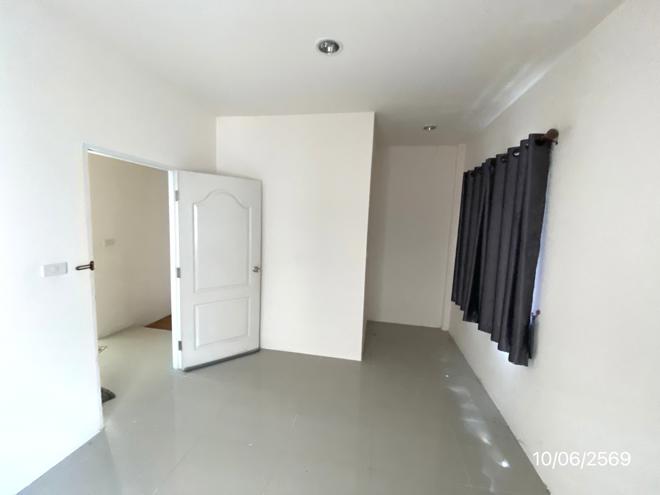 picture TOWN HOUSE 21.9 Sq.w. Muang Chon Buri Chonburi for 2.4M - 11/29