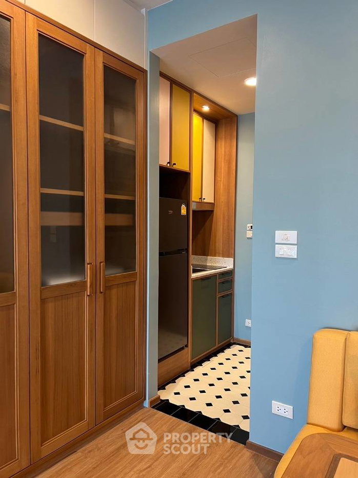 picture 1-BR Juldis River Mansion Condominium In Bang Lamphu (ID 1943006) - 8/13