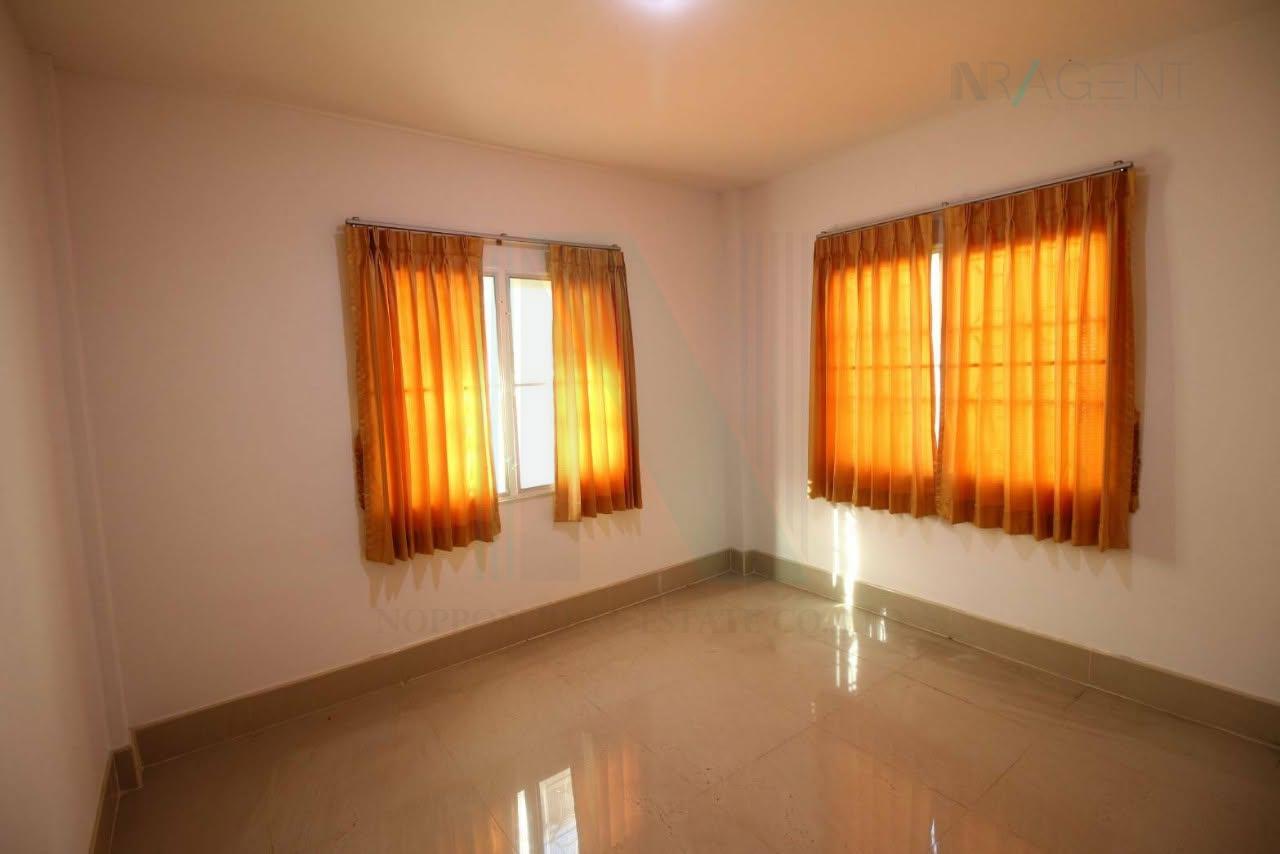 รูป 📌 ขายบ้านแฝด โครงการ เฟื่องฟ้า วิลล่า 15 2 ชั้น 4 ห้องนอน 3 ห้องน้ำ - รูปที่ 8/8