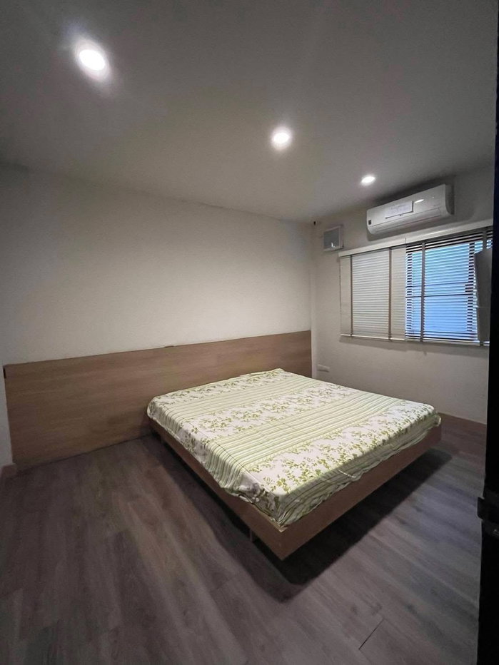 รูป 🏡 ทาวน์เฮ้าส์ให้เช่า ลาดพร้าว 41 2 ห้องนอน 2 ห้องน้ำ บ้านเปล่า พร้อมเข้าอยู่ พื้นที่ใช้สอยส่วนตัวประมาณ 180 ตร.ม. 🐶 - รูปที่ 7/10