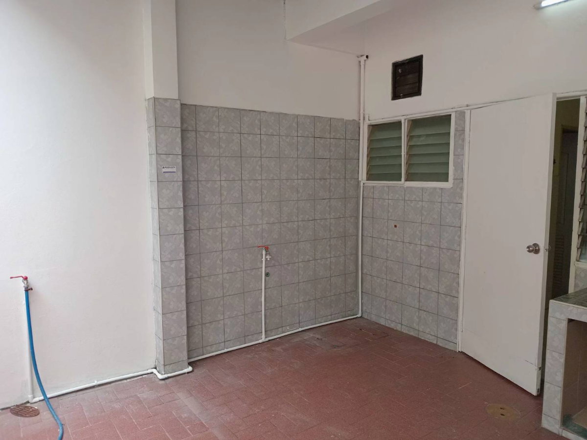 picture sell townhouse soi rawadee 61 nonthaburi - 4/10