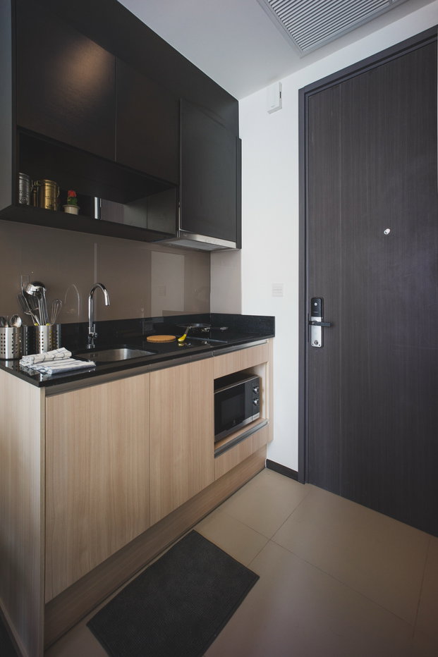 picture Condo for Rent – The Edge Sukhumvit 23 - 8/17