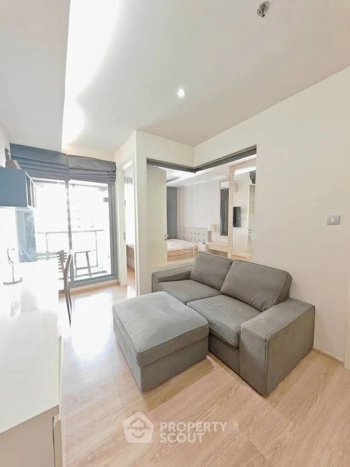 picture Great Value 1-BR H Sukhumvit 43, BTS Phrom Phong Area (ID 3203386) - 4/9