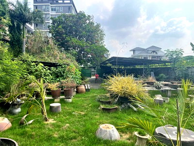 Land for sale : Land for sale in Sukhumvit 77. Large plot of land, 191 sq.wa located on On Nut Soi 14, near BTS On Nut. Wide road  Close to T77 Makro