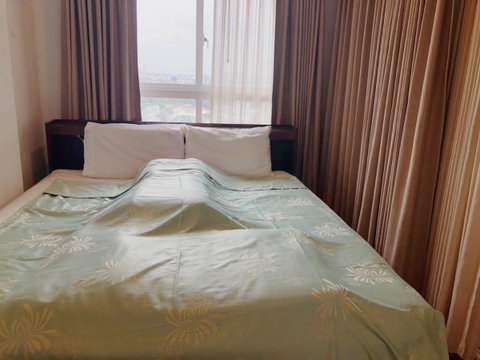 เดอะ พาร์คแลนด์ รัชดา - วงศ์สว่าง 1B1B ชั้น 14 ขนาด 30 ตร.ม. เช่า 10,000 บาท/เดือน พร้อมเข้าอยู่