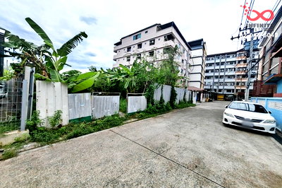 ที่ดิน สถานีรถไฟฟ้าแจ้งวัฒนะ-ปากเกร็ด 28 : ขายที่ดินถมแล้ว 201 ตร.ว. ซอยแจ้งวัฒนะ-ปากเกร็ด 26  ข้างเซ็นทรัล แจ้งวัฒนะ ทำเลดี ใกล้รถไฟฟ้าและทางด่วน 