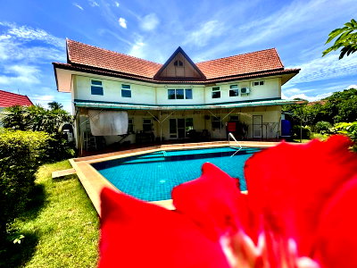 Houses for rent Chonburi : Pool villa for rent near Mab Prachan Reservoir. Private relaxation, convenient transportation.