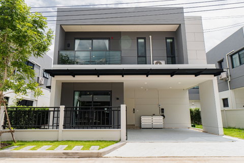 รูปภาพ เช่าบ้าน Centro Bangna/เซนโทร บางนา (M6908034) ID Line : @condo79