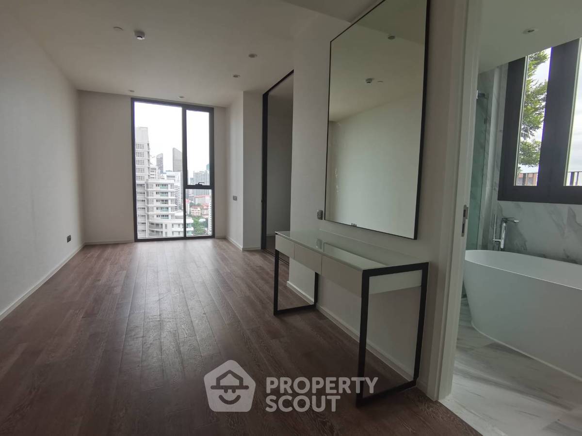 picture 24th-Floor 2-BR At Muniq Sukhumvit 23 Near MRT Sukhumvit (ID 512900) - 12/19