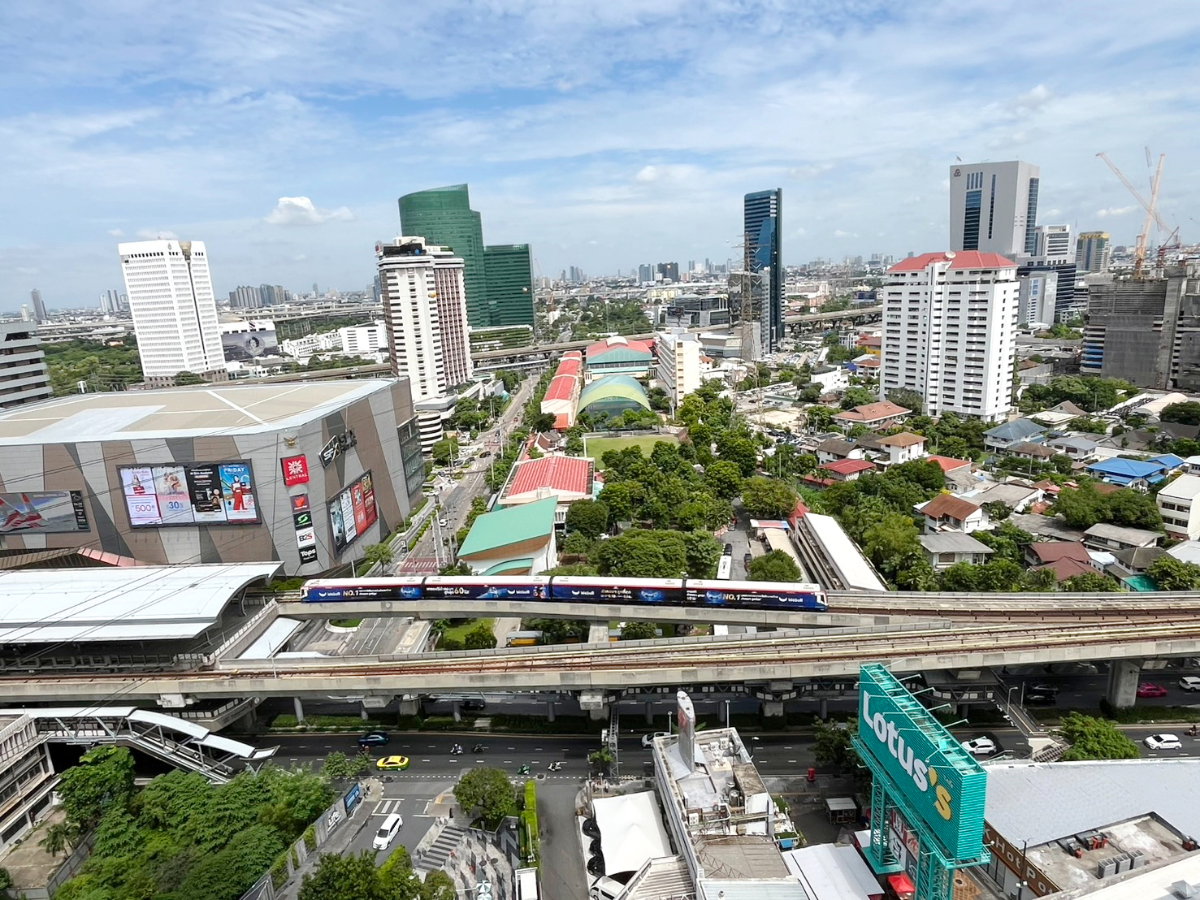 รูป ให้เช่าไลฟ์ ลาดพร้าว Life Ladprao ห้องชั้นสูง วิวเมืองโล่ง ใกล้ BTS ห้าแยกลาดพร้าว เฟอร์และเครื่องใช้ไฟฟ้าครบ พร้อมอยู่ - รูปที่ 9/18