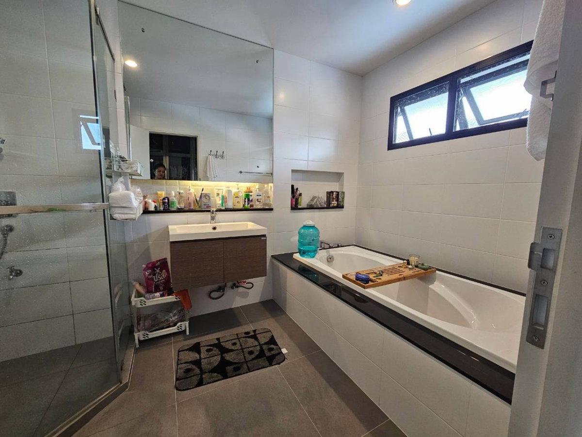 รูป 🏡✨ ขาย  บ้านเดี่ยวหลังใหญ่ สราญสิริ รังสิต แปลงหัวมุม | พื้นที่กว่า 102 ตร.ว. - รูปที่ 7/16