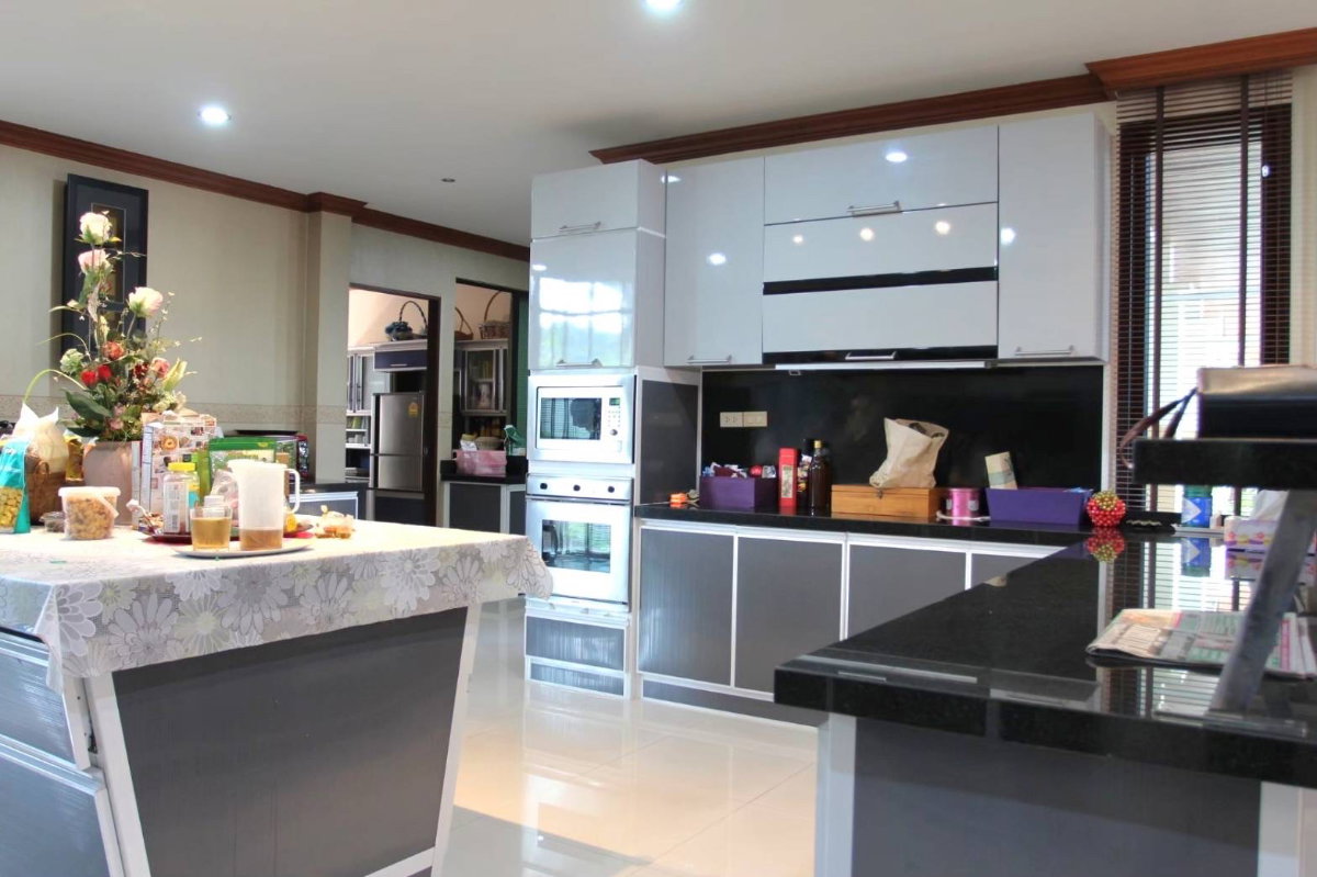 รูป 🏡 โอกาสทอง!! คฤหาสน์ส่วนตัวบนที่ดินกว่า 2 ไร่ เมืองเอก รังสิต - รูปที่ 12/37