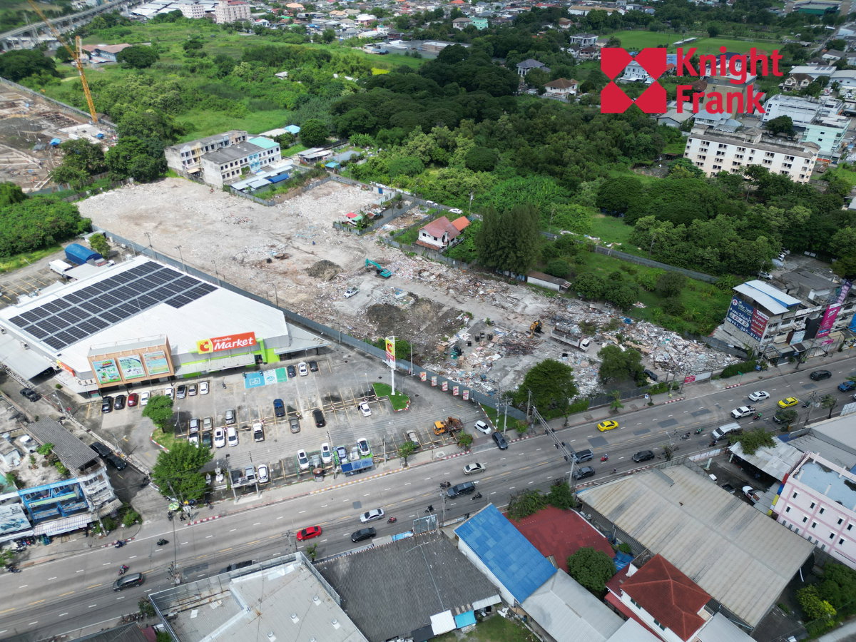 รูป ขายที่ดิน 9 ไร่ ติดถนนคู้บอน ใกล้ MRT สถานีคู้บอน - รูปที่ 2/5