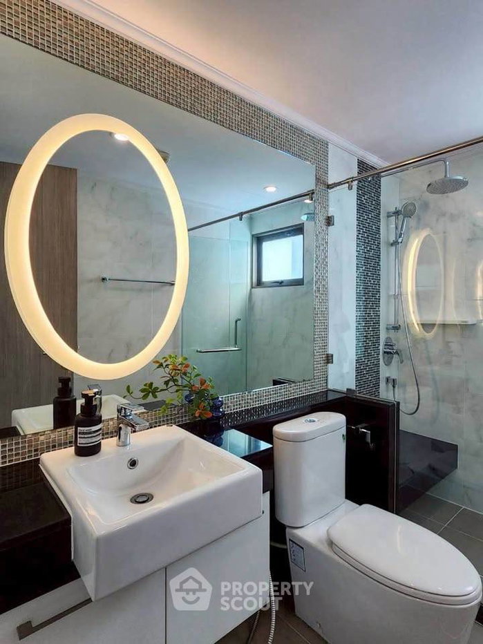 รูป คอนโด 2 ห้องนอน Supalai Oriental Sukhumvit 39 ใกล้ MRT เพชรบุรี (ID 3206210) - รูปที่ 19/32
