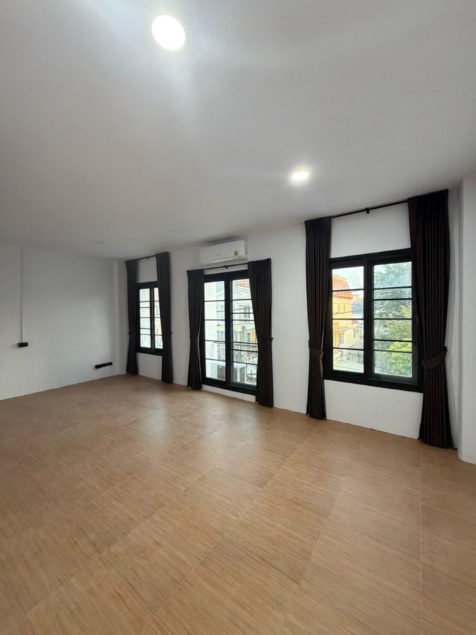 picture 🔥Urban Sathorn - 5 Bedrooms for RENT ONLY 45K 🔥 - 2/15