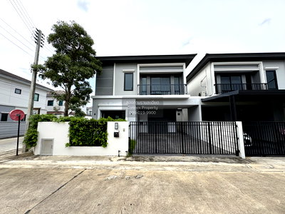 Houses for sale ม.เวสเทิร์น  : For Sale House , Britania Wongwaen-Chatuchot , Bueng Kham Phoi , Lam Luk Ka , Pathum Thani , CX-169282 ✅ Live chat with us ADD LINE @connexproperty ✅