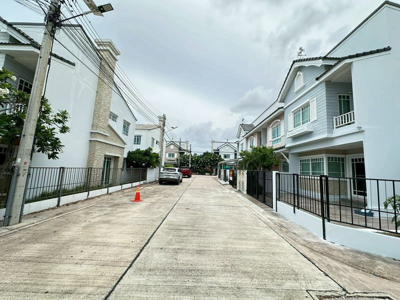 รูป ให้เช่าทาวน์เฮ้าส์  Bristol park  (3 ห้องนอน 2 ห้องน้ำ)  - รูปที่ 19/20