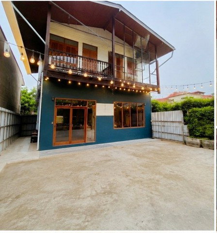 รูป ใกล้BTS สะพานใหม่ 500 ม. บ้านให้เช่าสไตล์วินเทจ 2 ชั้นครึ่งปูนครึ่งไม้ 2 นอน 3 น้ำ 224 ตร.ม.รีโนเวทใหม่ ทำเลดีพหลโยธิน - รูปที่ 7/8