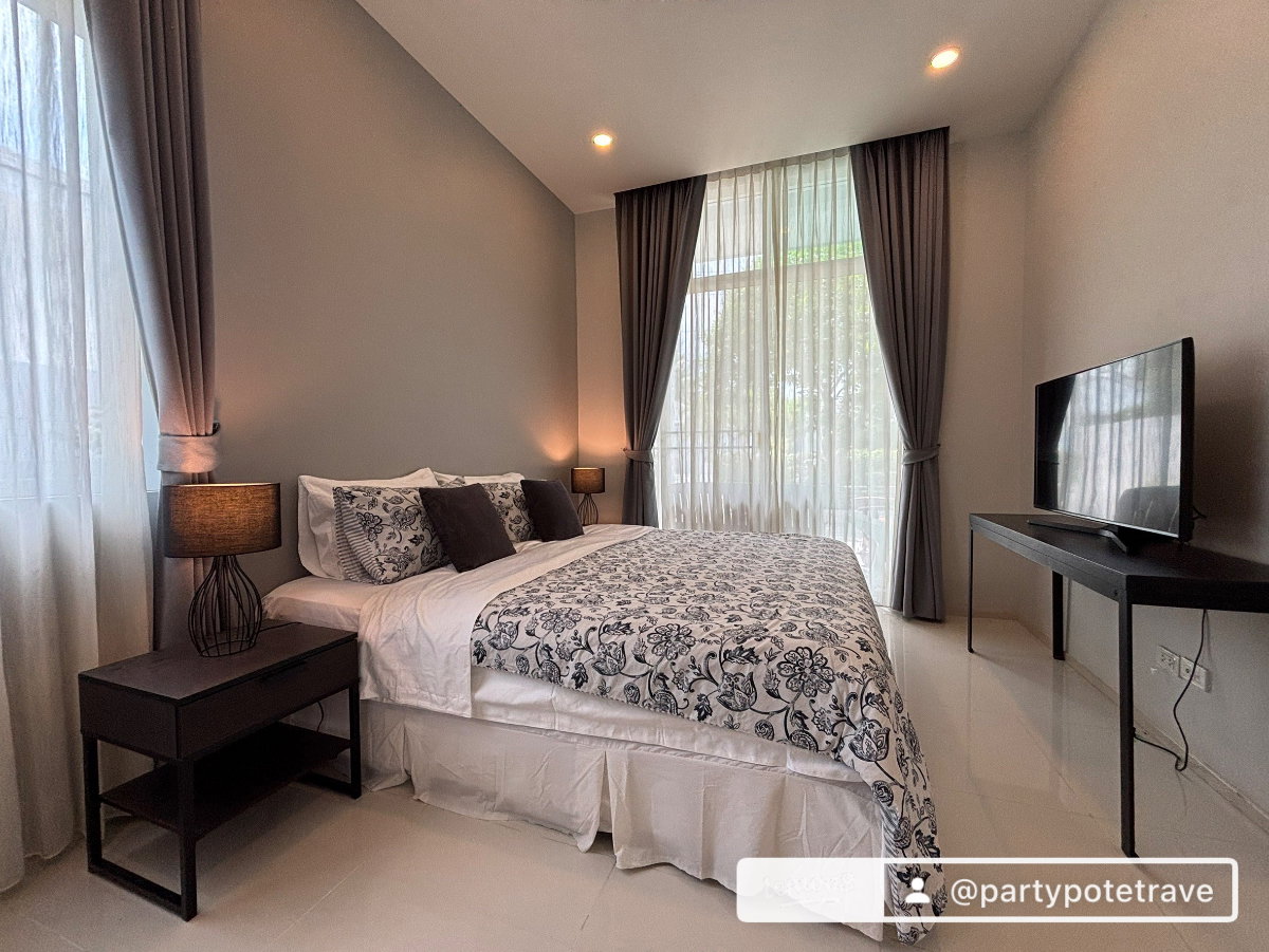 รูป Blue Haven Pool Villa | Private Pool • Peaceful Stay • Cha-Am - รูปที่ 8/11