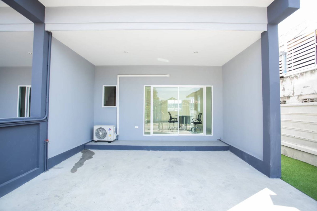 รูป 🏡เช่าด่วน 25,000 บาท  🏰ทาวน์​โฮม 3 ชั้น ล้ำเลิศทาวน์โฮม หลังมุม!!! 🏡โครงการ ย่าน สวนหลวง ถ.เฉลิมพระเกียรติ 14 แยก 18 * จดทะเบียนบริษัทได้  - รูปที่ 3/23