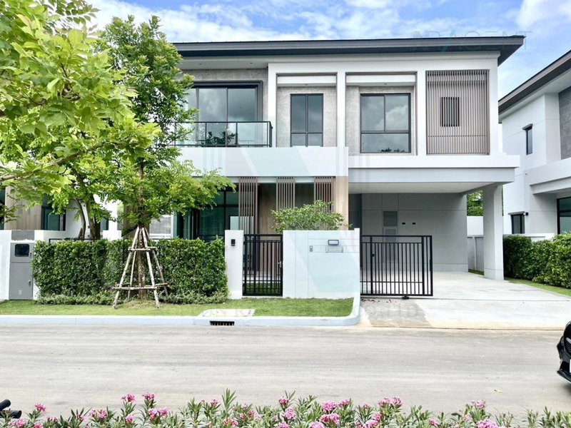 Houses for sale : For Sell House BANGKOK BOULEVARD BANGNA KM.5 2-story 4 bedroom 4 bathroom