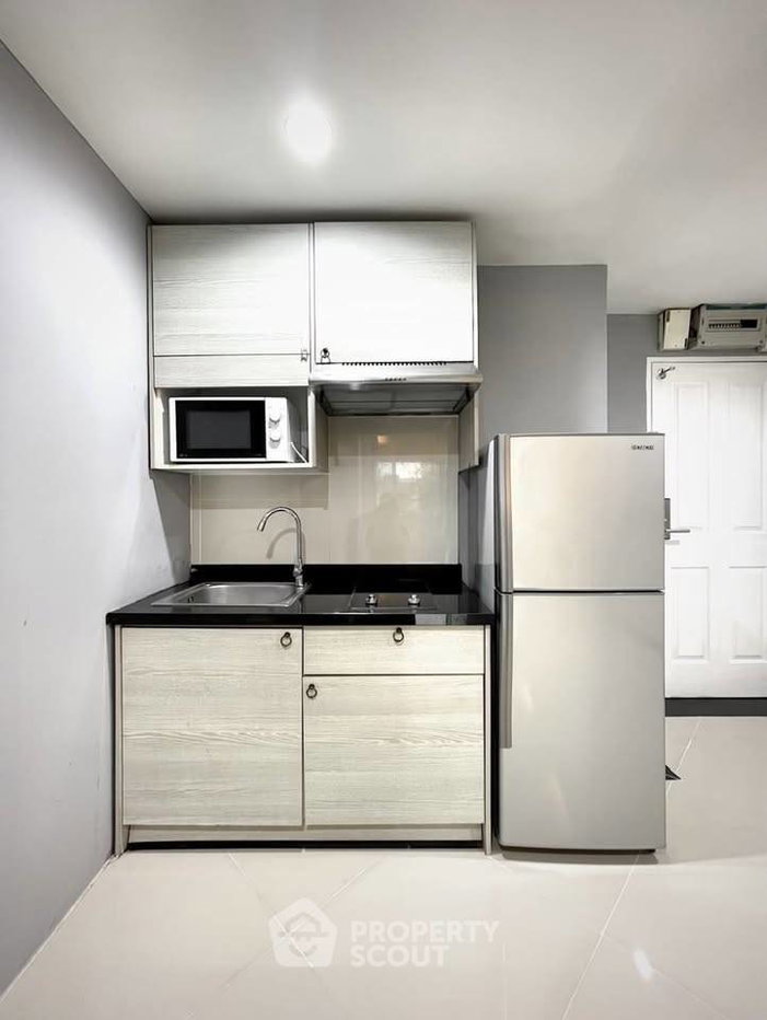 รูป คอนโด 2 ห้องนอน เลี้ยงสัตว์ได้ Waterford Sukhumvit 50 Condominium ใกล้ BTS อ่อนนุช (ID 3206080) - รูปที่ 13/16