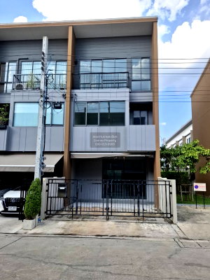 Townhouses for sale : For Sale Townhouse/Townhome  , Baan Klang Muang Sukhumvit - Onnut , MRT-Sukhumvit , Prawet , Prawet , Bangkok , CX-156453 ✅ Live chat with us ADD LINE @connexproperty ✅