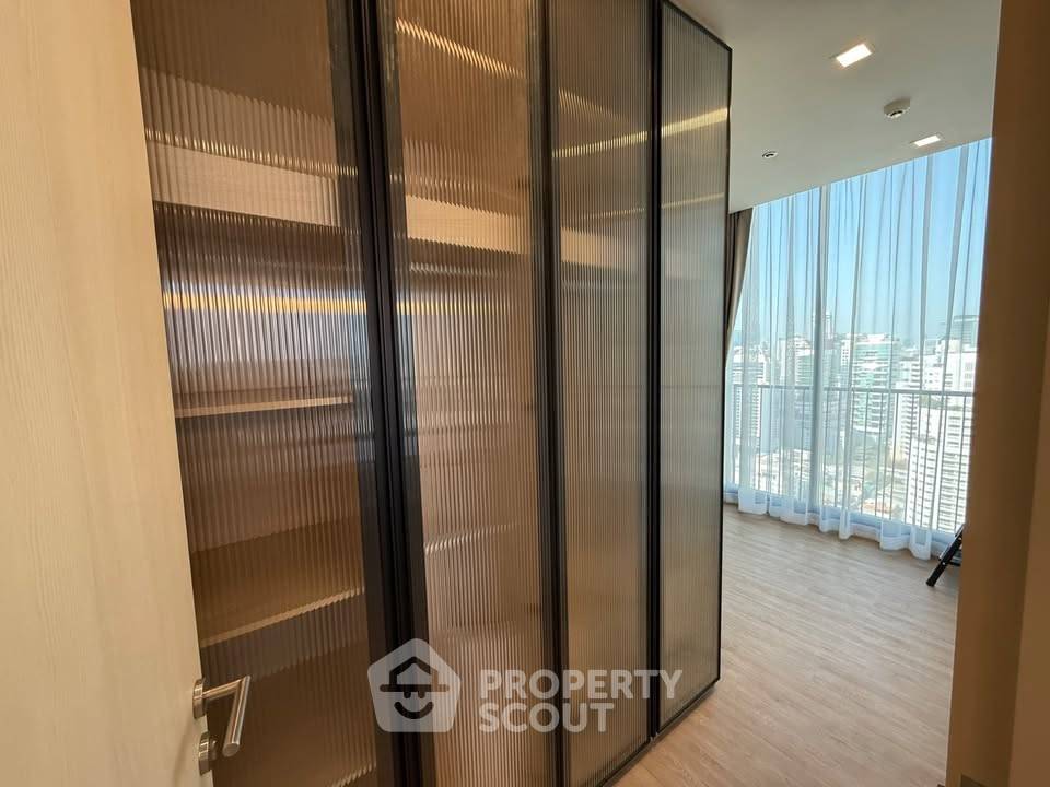 รูป คอนโด 2 ห้องนอน เลี้ยงสัตว์ได้ Noble State 39 ใกล้ BTS พร้อมพงษ์ (ID 3205516) - รูปที่ 9/10