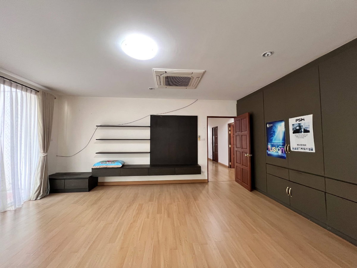 รูป ขายอาคารสำนักงาน 4 ชั้น พร้อมบ้านหรูและสระว่ายน้ำ สุขุมวิท 101 ใกล้ BTS ปุณณวิถี - รูปที่ 29/41