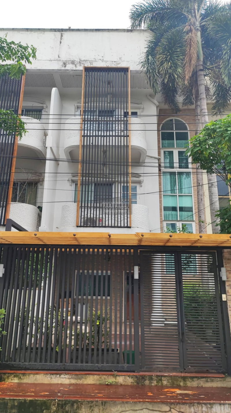 Townhouses for rent : For Rent Townhouse/Townhome  , Baan 84 Mansion , MRT-Ladprao 71 , Wang Thong Lang , Wang Thong Lang , Bangkok , CX-169634 ✅ Live chat with us ADD LINE @connexproperty ✅