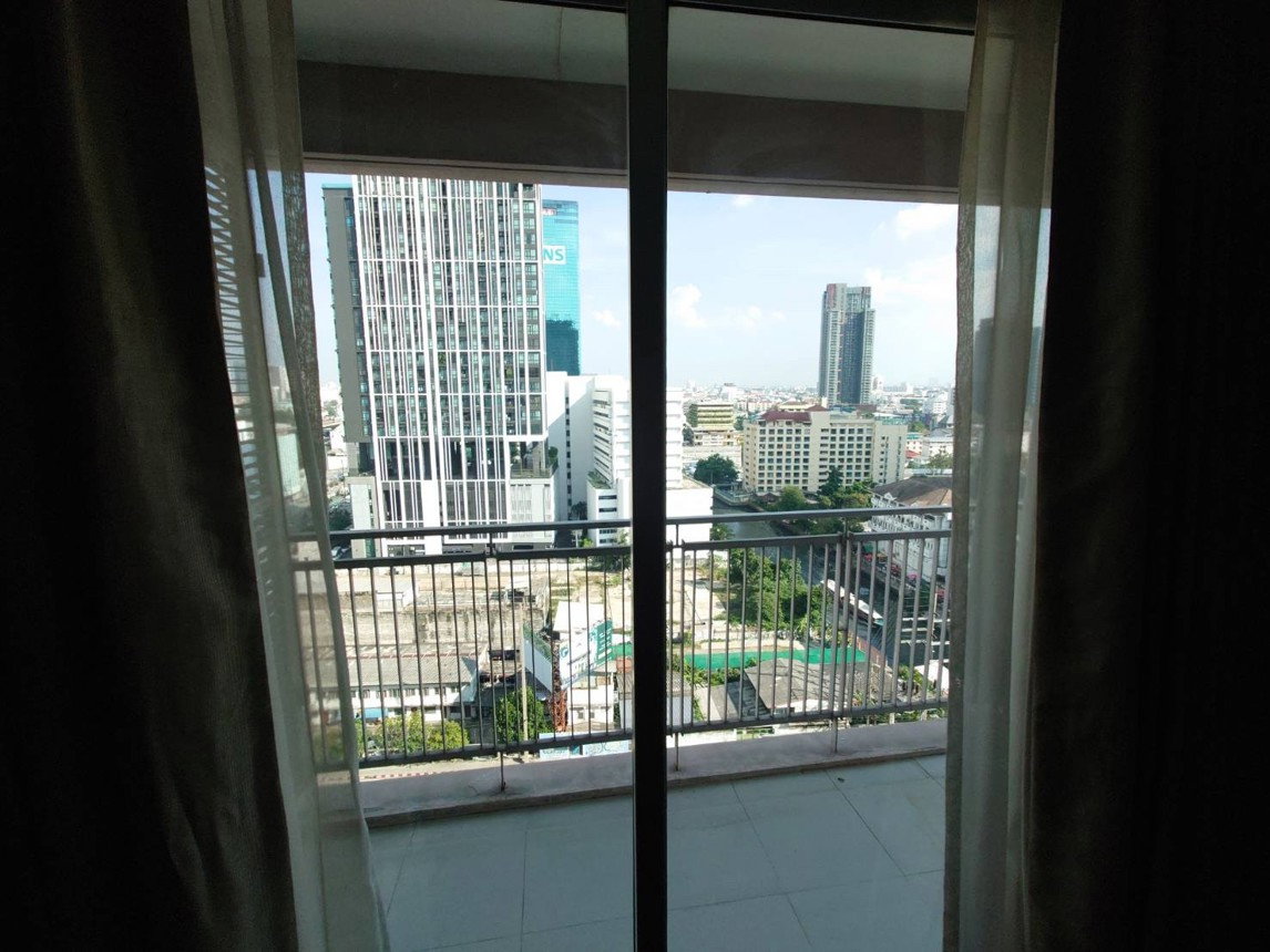 picture 🔥 Good-value condo for sale at Thru Thonglor Condo | MRT Phetchaburi - 4/8