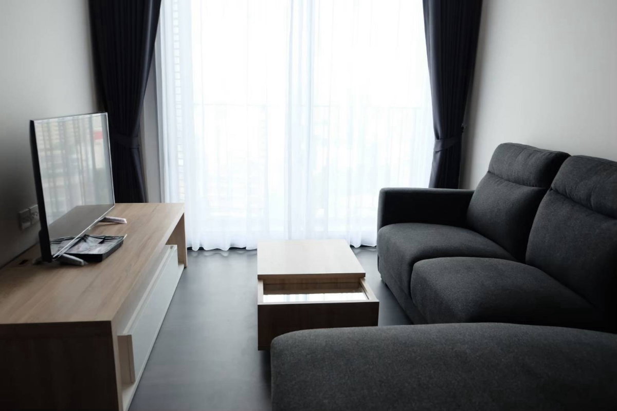 Edge Sukhumvit 23 (เอดจ์ สุขุมวิท 23) (1bed1bath 45sqm)