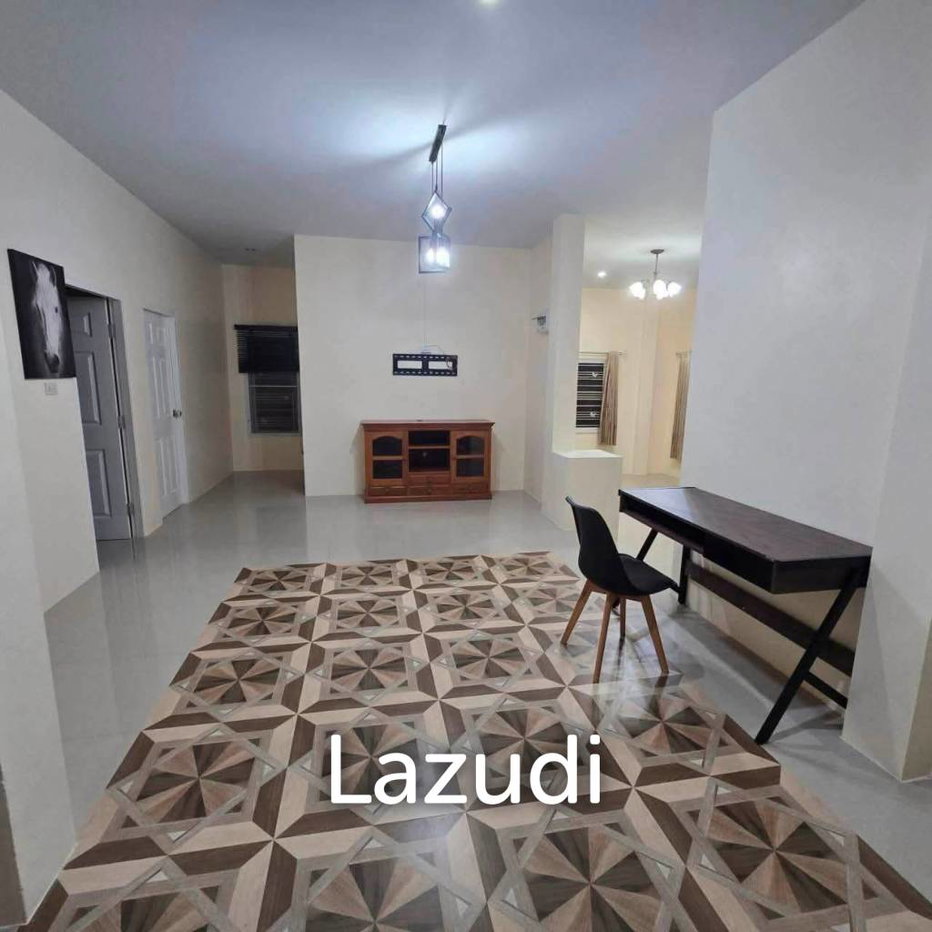 รูป บ้านมีเสน่ห์ 2 ห้องนอนพร้อมพื้นที่สวนส่วนตัว - รูปที่ 3/16