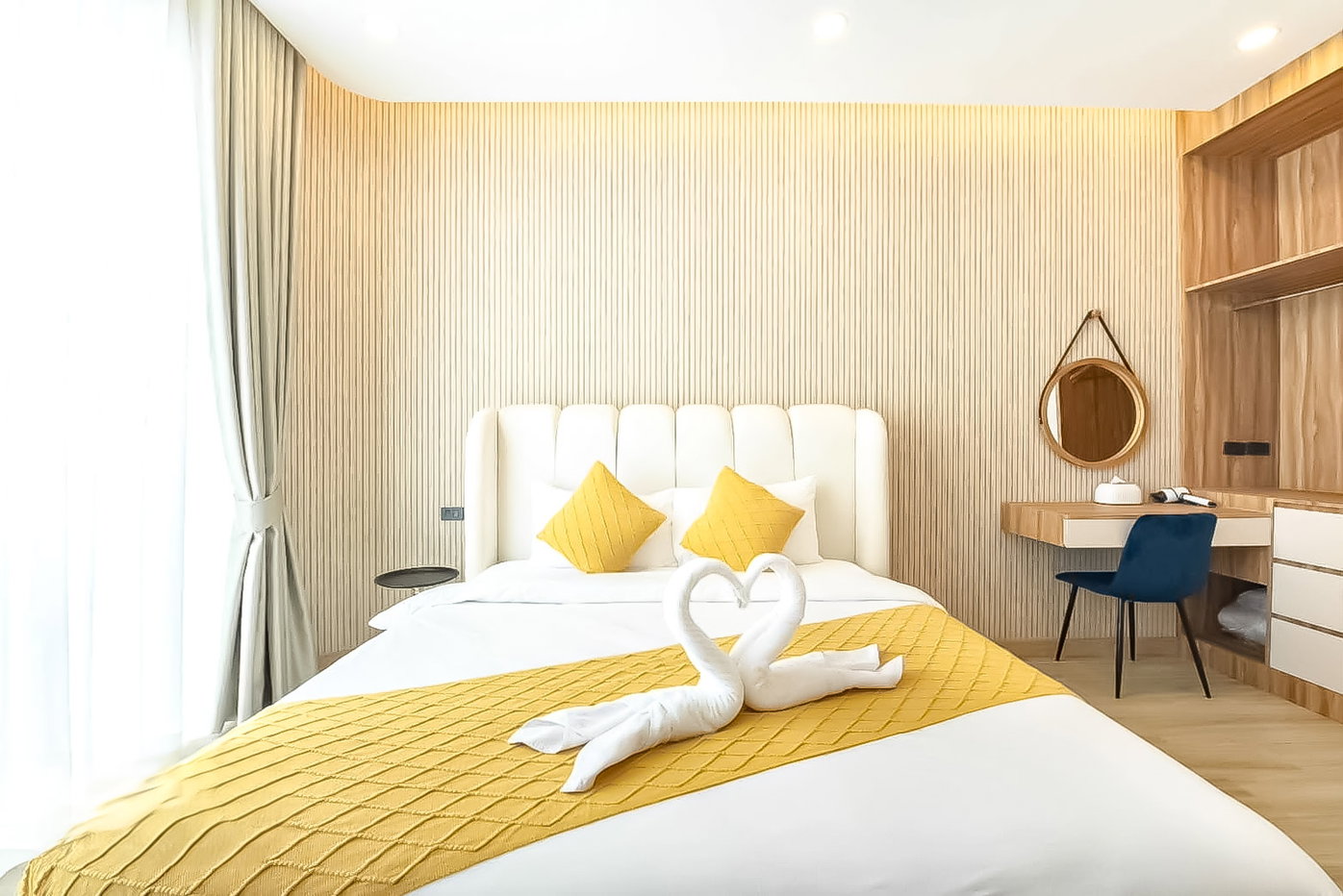 รูป High End Pool Villa for Rent Jomtien Pattaya 5 Bedrooms - รูปที่ 7/18